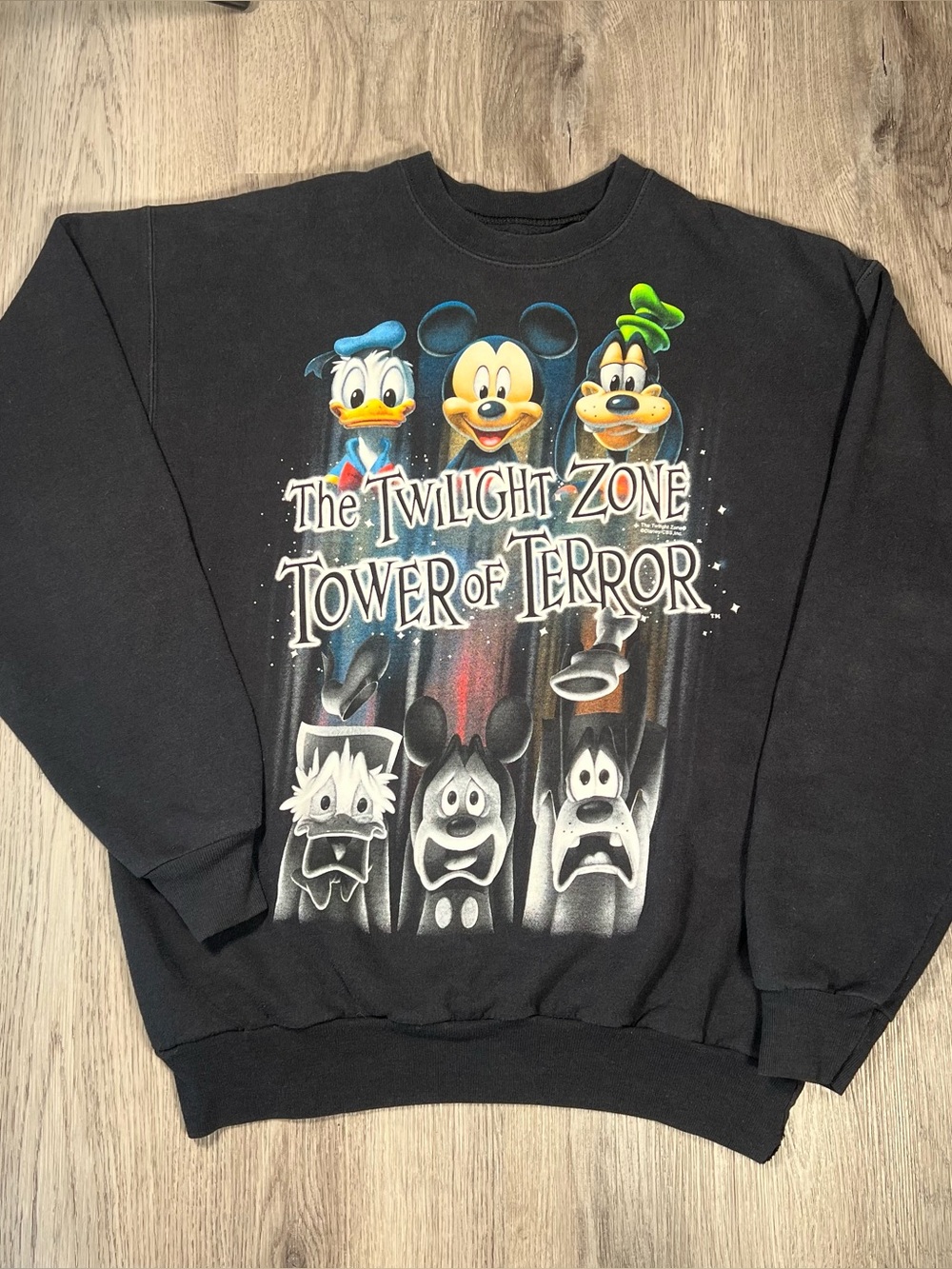 VTG Disney Twilight Zone Tower Of Terror Graphic Print Pullover Sweatshirt M